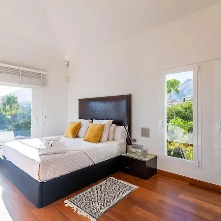 Ocean Views Luxury Next To Villa *